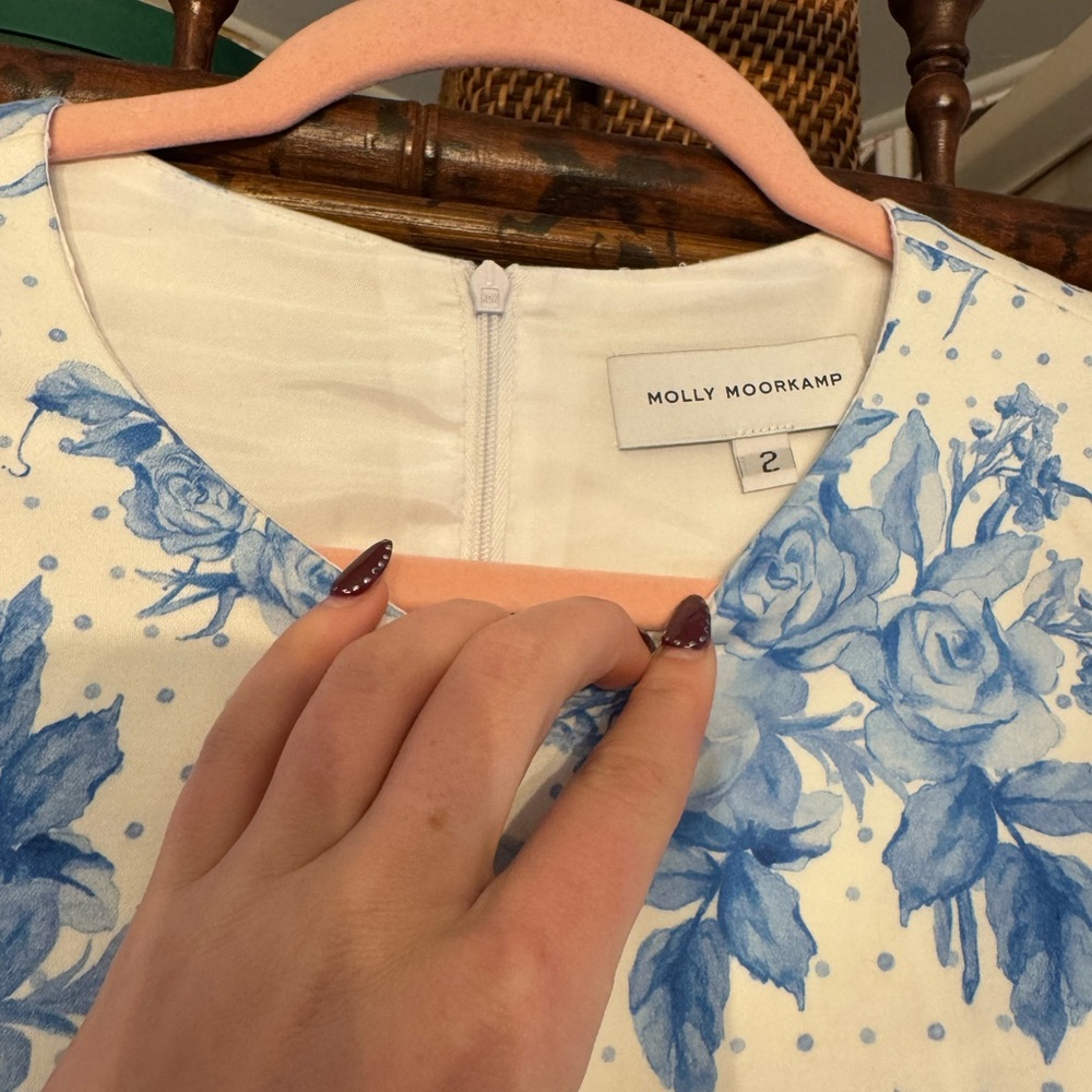 Chic Blue Floral Maxi Dress - Picture 3 of 6